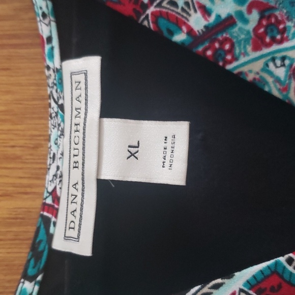 Womens top - Picture 2 of 3